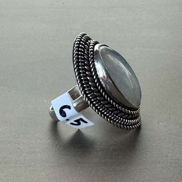 Large Moonstone Shield Ring - Picture 8 of 13